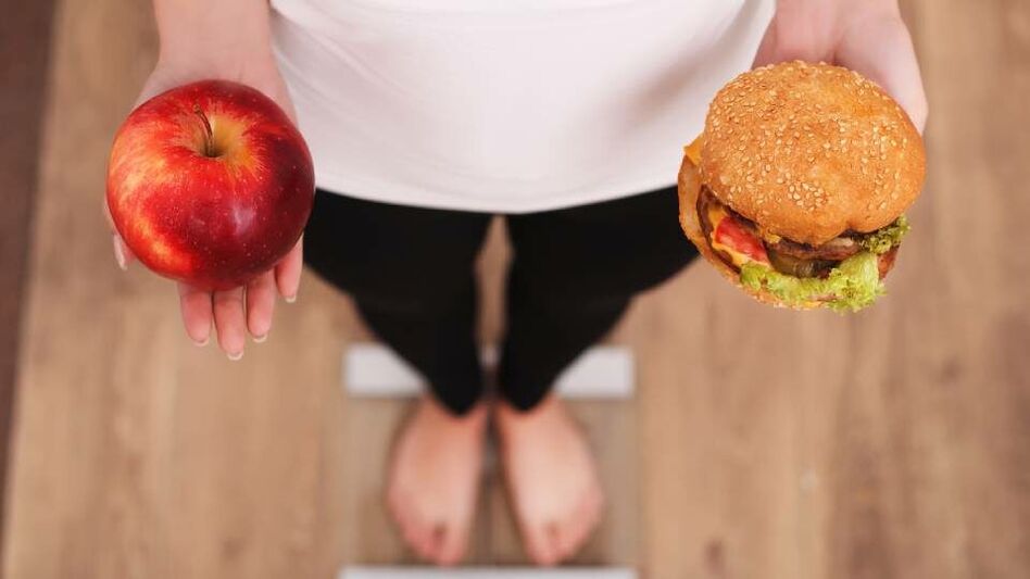 Eine Möglichkeit, schnell Gewicht zu verlieren, ist eine Ernährungsumstellung. 