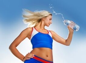 Trinkwasser zur Gewichtsreduktion